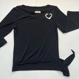 True Vintage y2k top A Byer metal heart brooche detail faux wrap clueless small